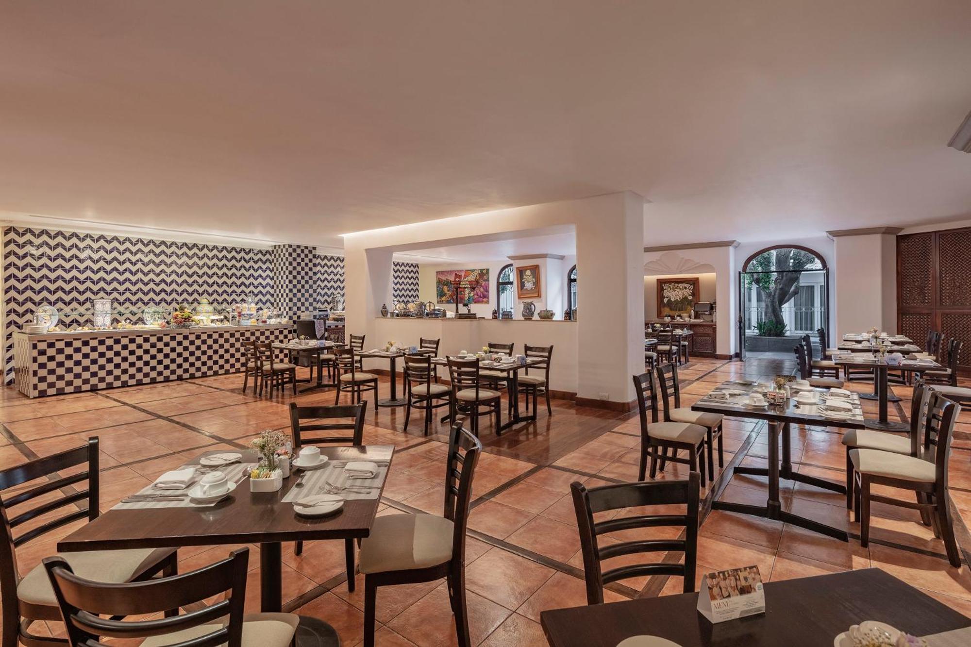 Presidente Intercontinental Puebla By Ihg Exterior foto